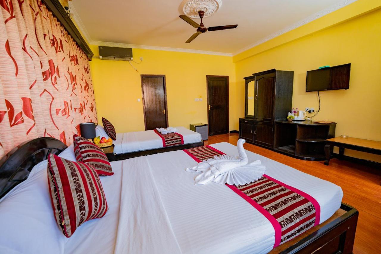 Hotel Bougainvillea Pokhara Exterior photo
