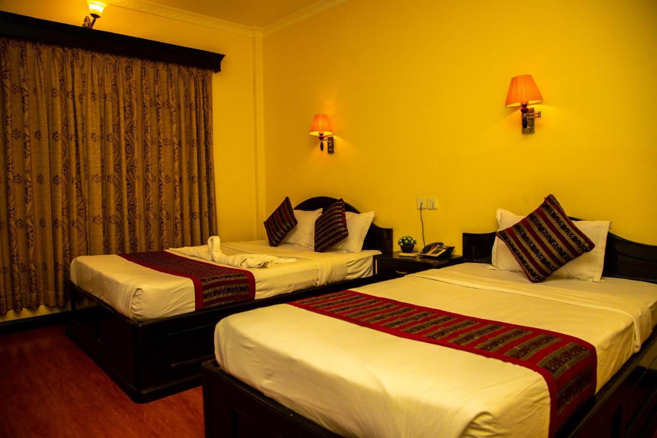 Hotel Bougainvillea Pokhara Exterior photo
