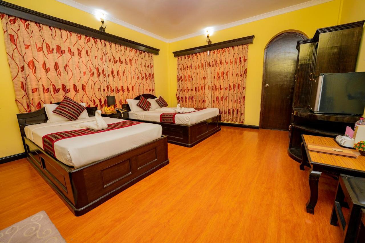 Hotel Bougainvillea Pokhara Exterior photo