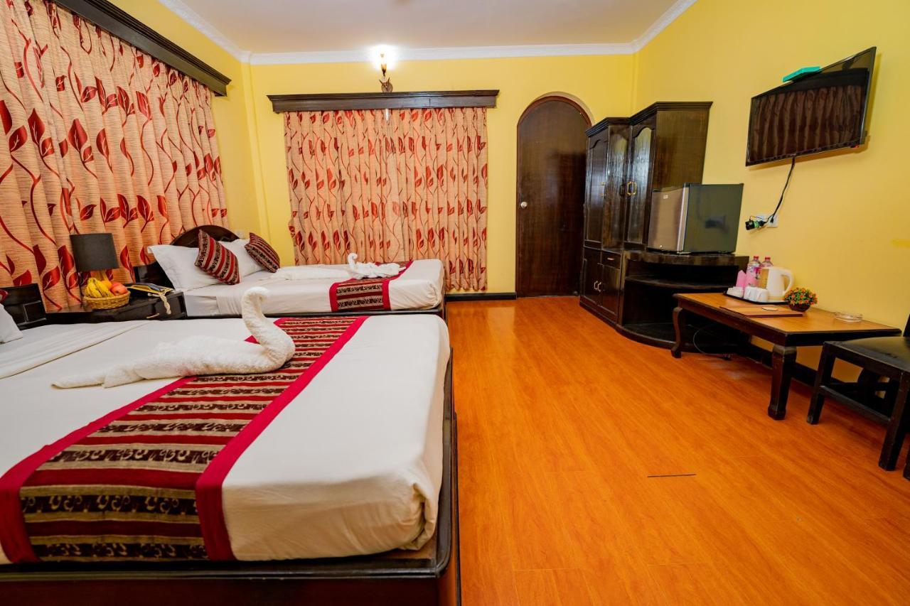 Hotel Bougainvillea Pokhara Exterior photo