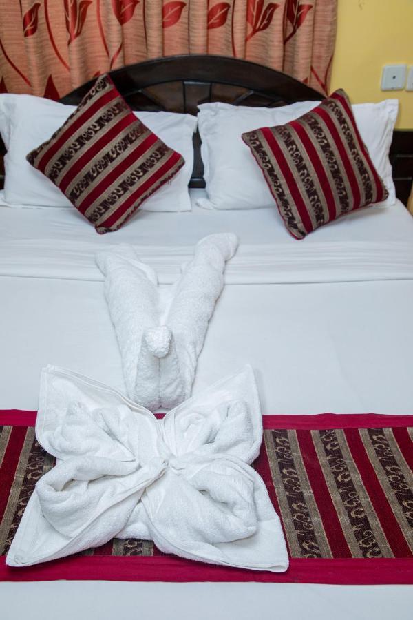 Hotel Bougainvillea Pokhara Exterior photo
