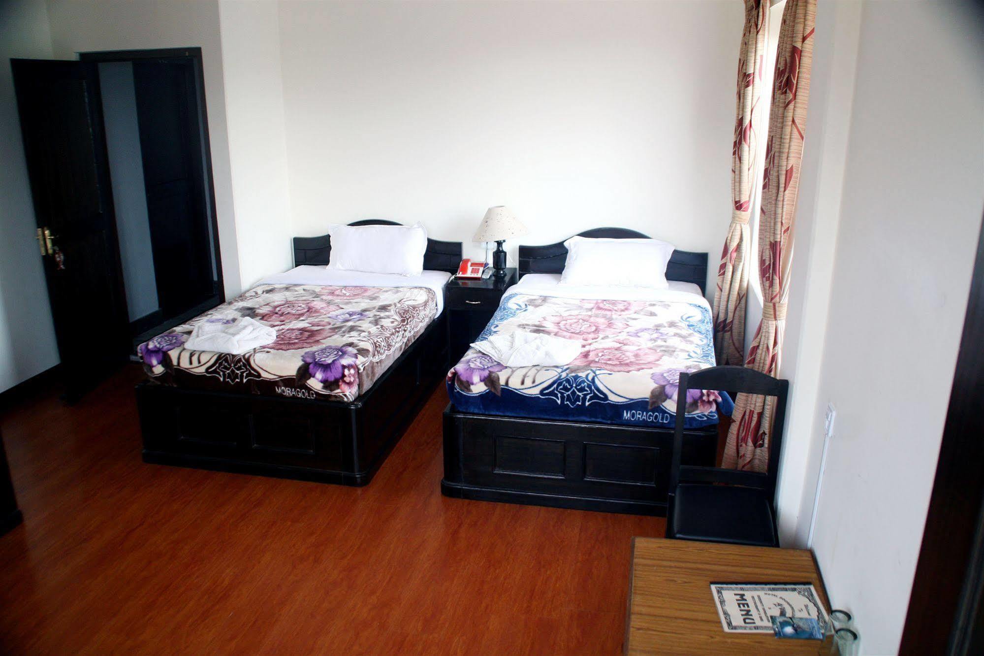 Hotel Bougainvillea Pokhara Exterior photo