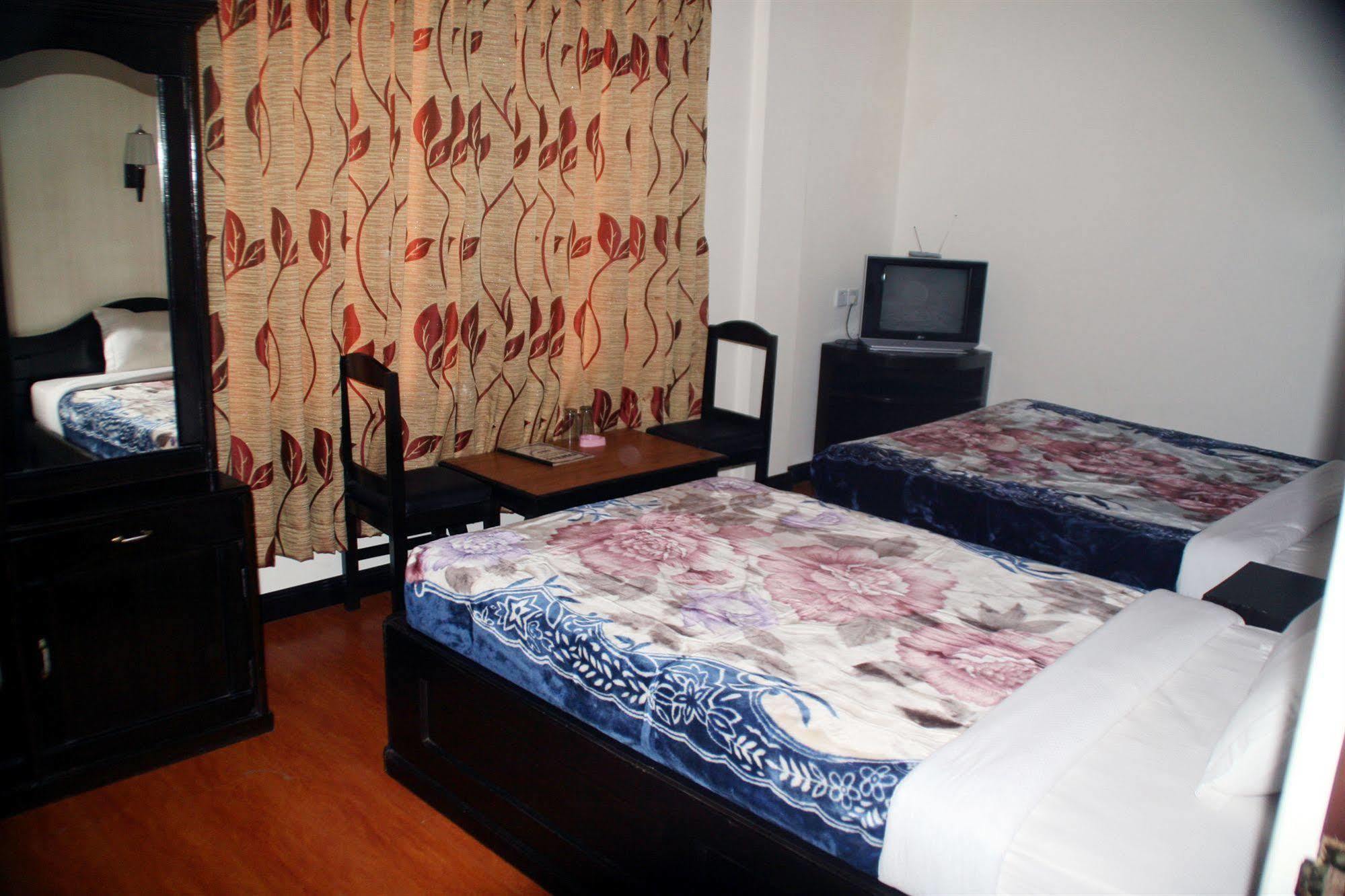 Hotel Bougainvillea Pokhara Exterior photo