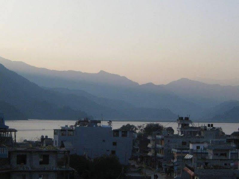 Hotel Bougainvillea Pokhara Exterior photo