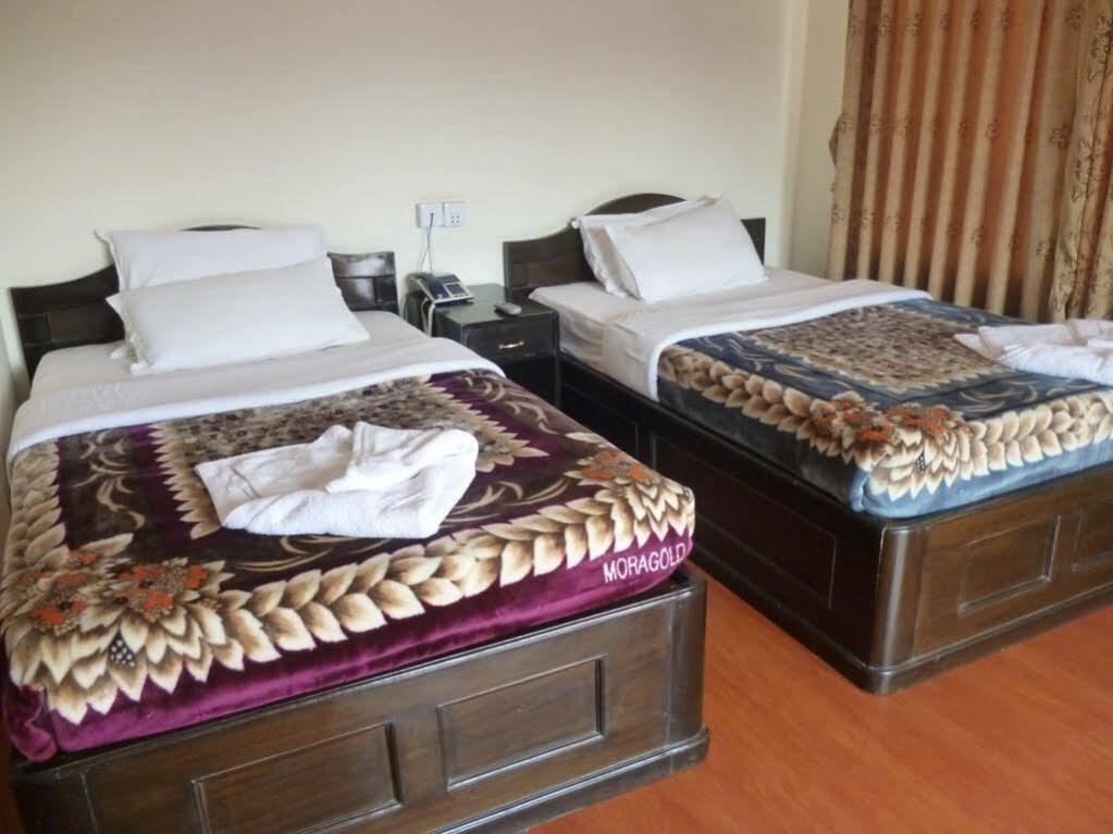 Hotel Bougainvillea Pokhara Exterior photo